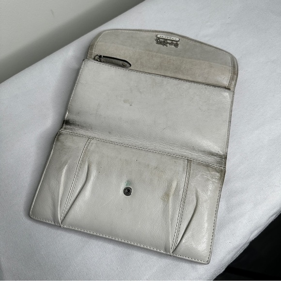 Coach Madison Envelope Wallet Clutch - Picture 6 of 11